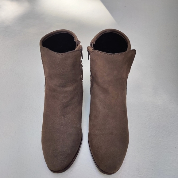 Jack Rogers Deborah Bootie Dark Brown Suede Size 7M, EUC - Picture 5 of 8